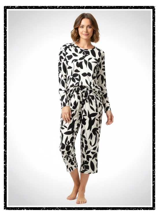 Other - Black & White Leaf Print Pajama Set • EUC • 28” p2p